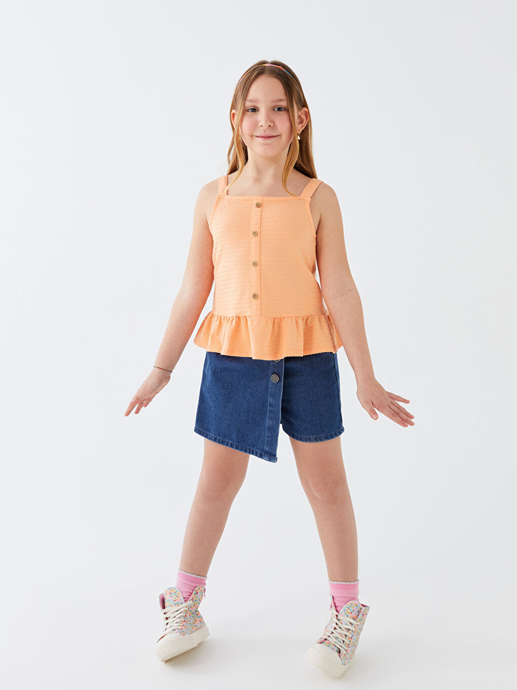 Square Neck Strap Girls Undershirt