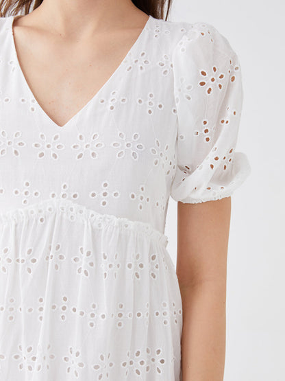 V-Neck Self-Patterned Short Sleeve Embroidery Women's Dress