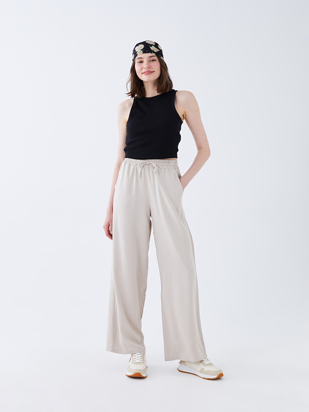 Women's Elastic Waist Straight Trousers