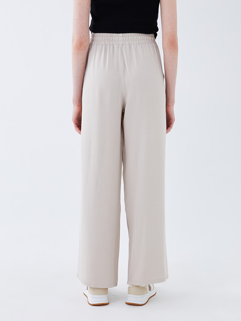 Women's Elastic Waist Straight Trousers