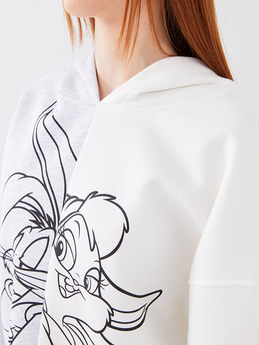 Bugs Bunny Printed Long Sleeve Oversize Women's Hoodie