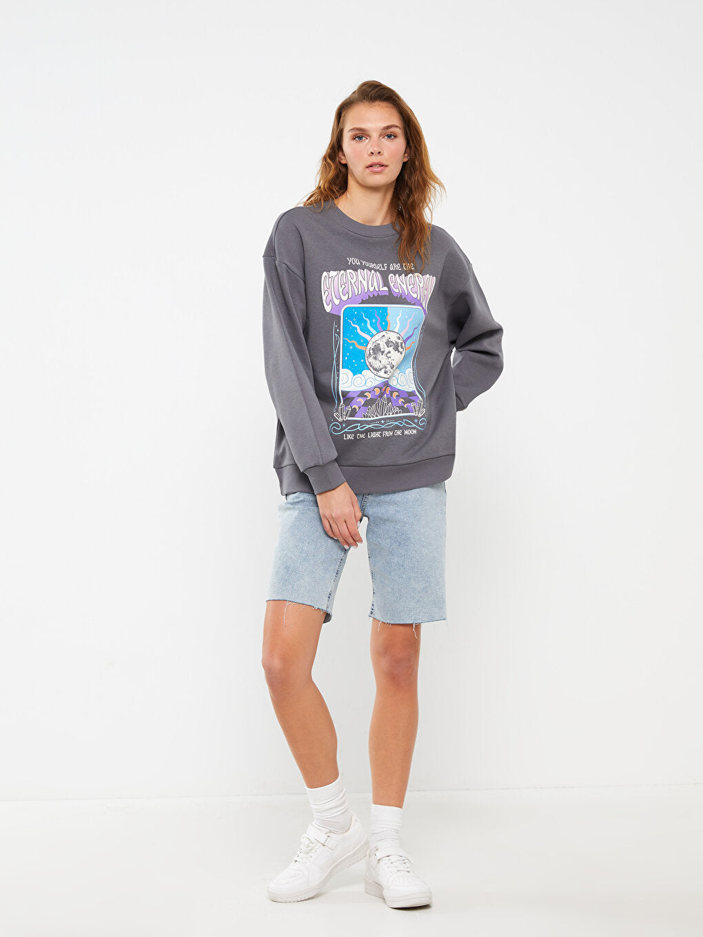 Crew Neck Printed Long Sleeve Oversize Women's Sweatshirt