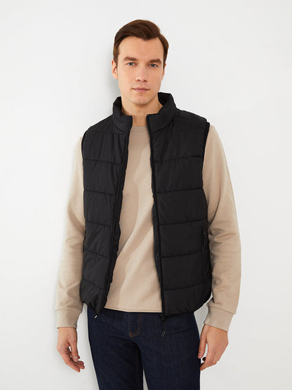 Standard Mold Stand Collar Men's Puffer Vest