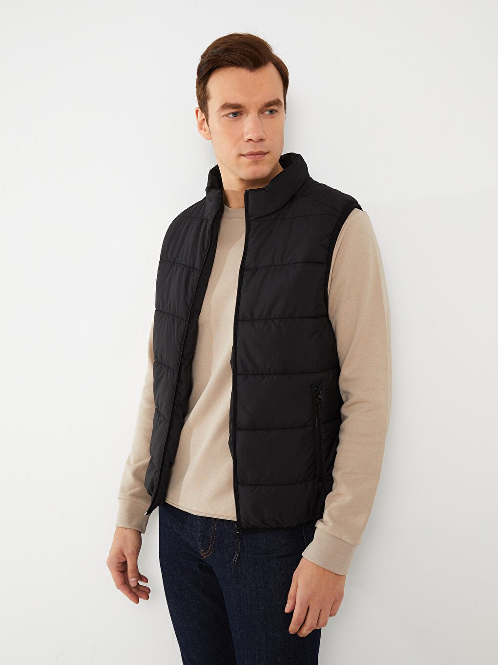 Standard Mold Stand Collar Men's Puffer Vest