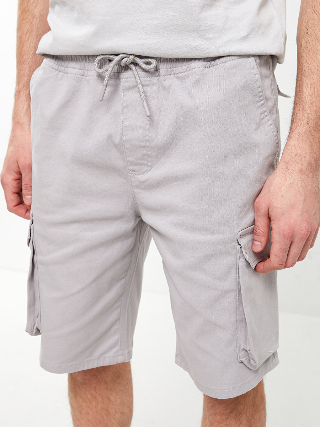 Standard Fit Men's Cargo Shorts