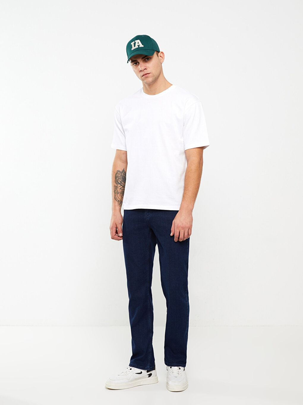 790 Comfortable Fit Men's Jean Trousers