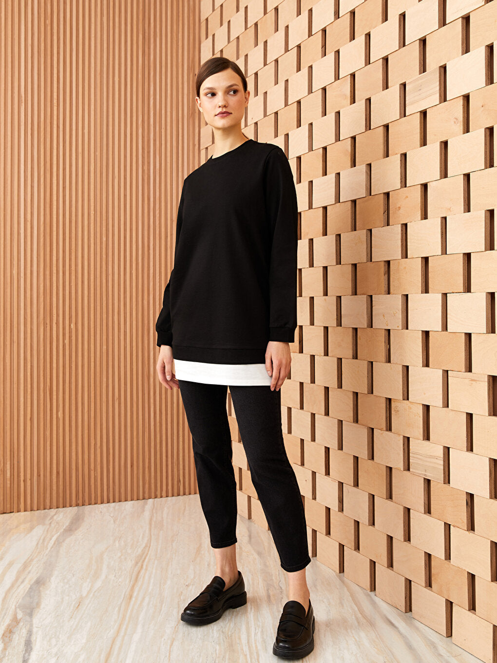 Crew Neck Plain Long Sleeve Women's Sweatshirt Tunic