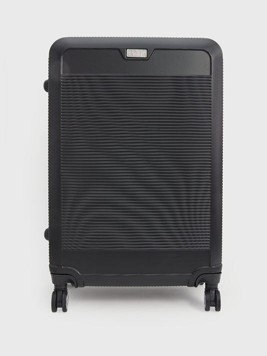 Large Size Suitcase with Lock Detail