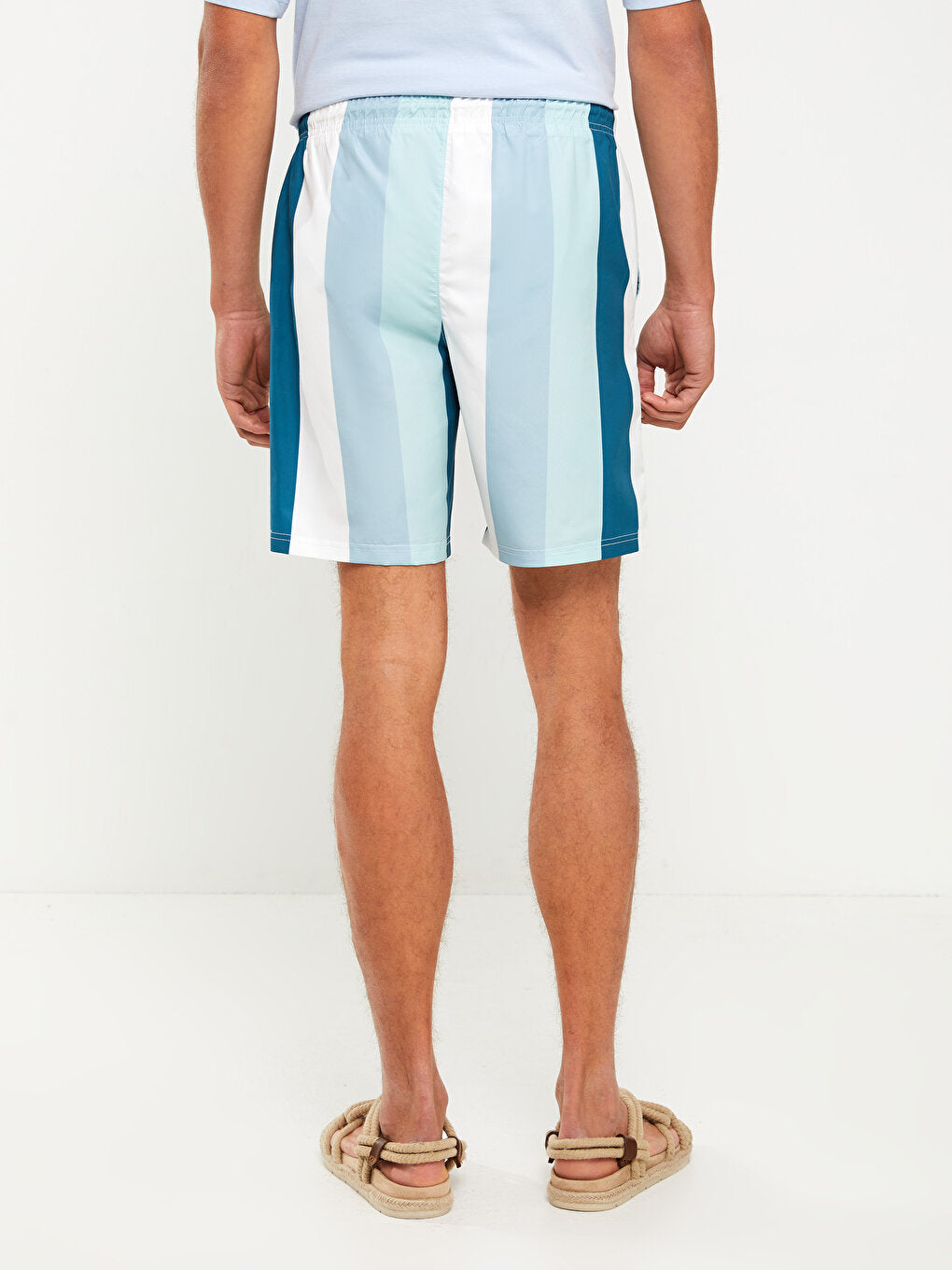 Short Color Blocked Men's Swim Shorts