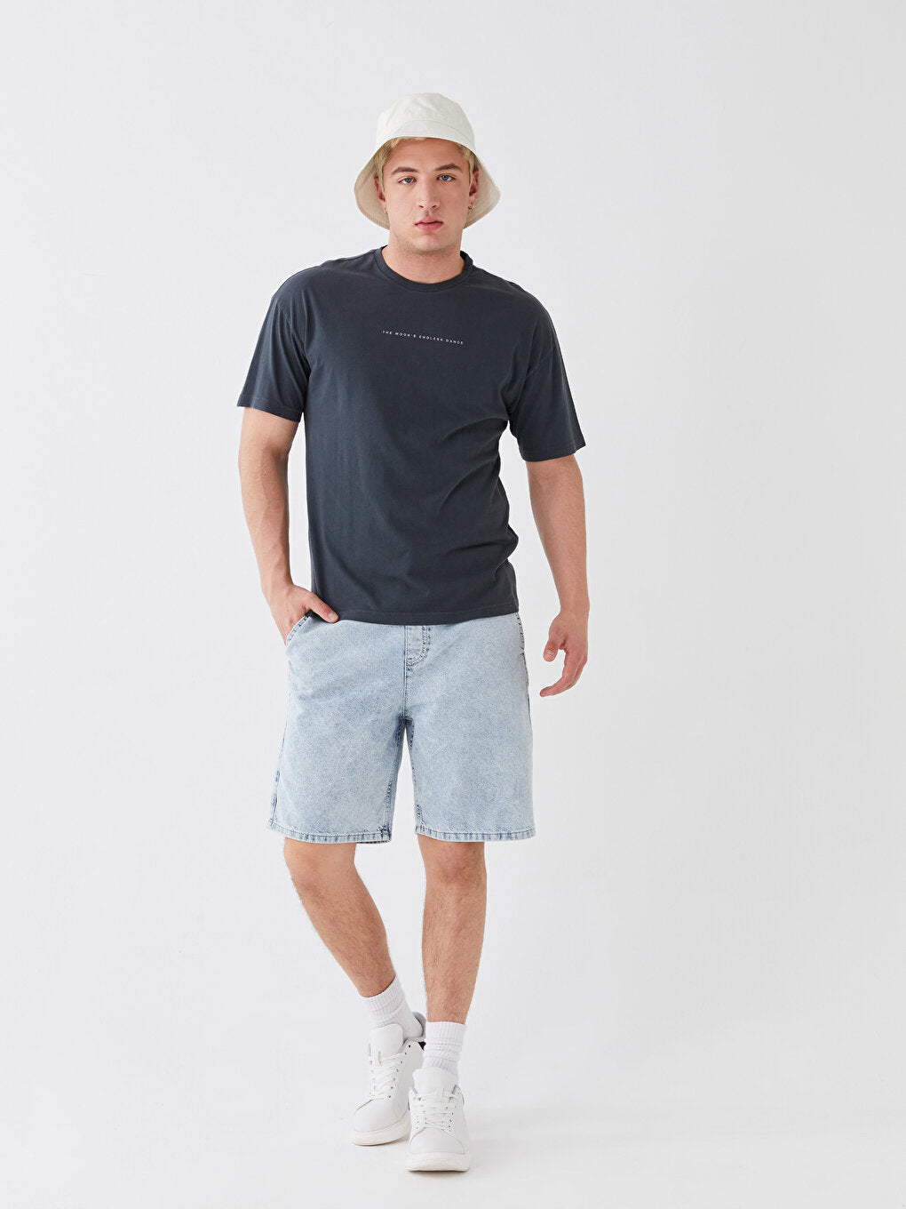 Standard Fit Men's Jean Shorts