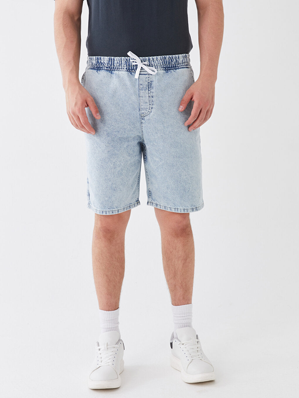 Standard Fit Men's Jean Shorts