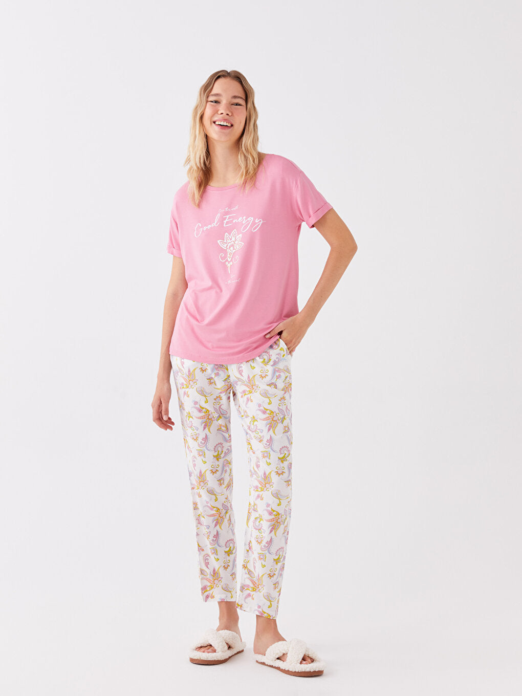 Crew Neck Printed Short Sleeve Women's Pajama Set