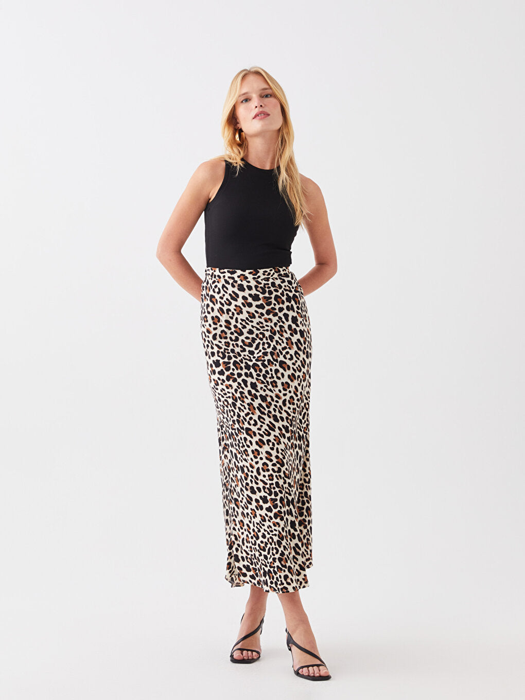 Patterned A-Line Women's Skirt with Elastic Waist