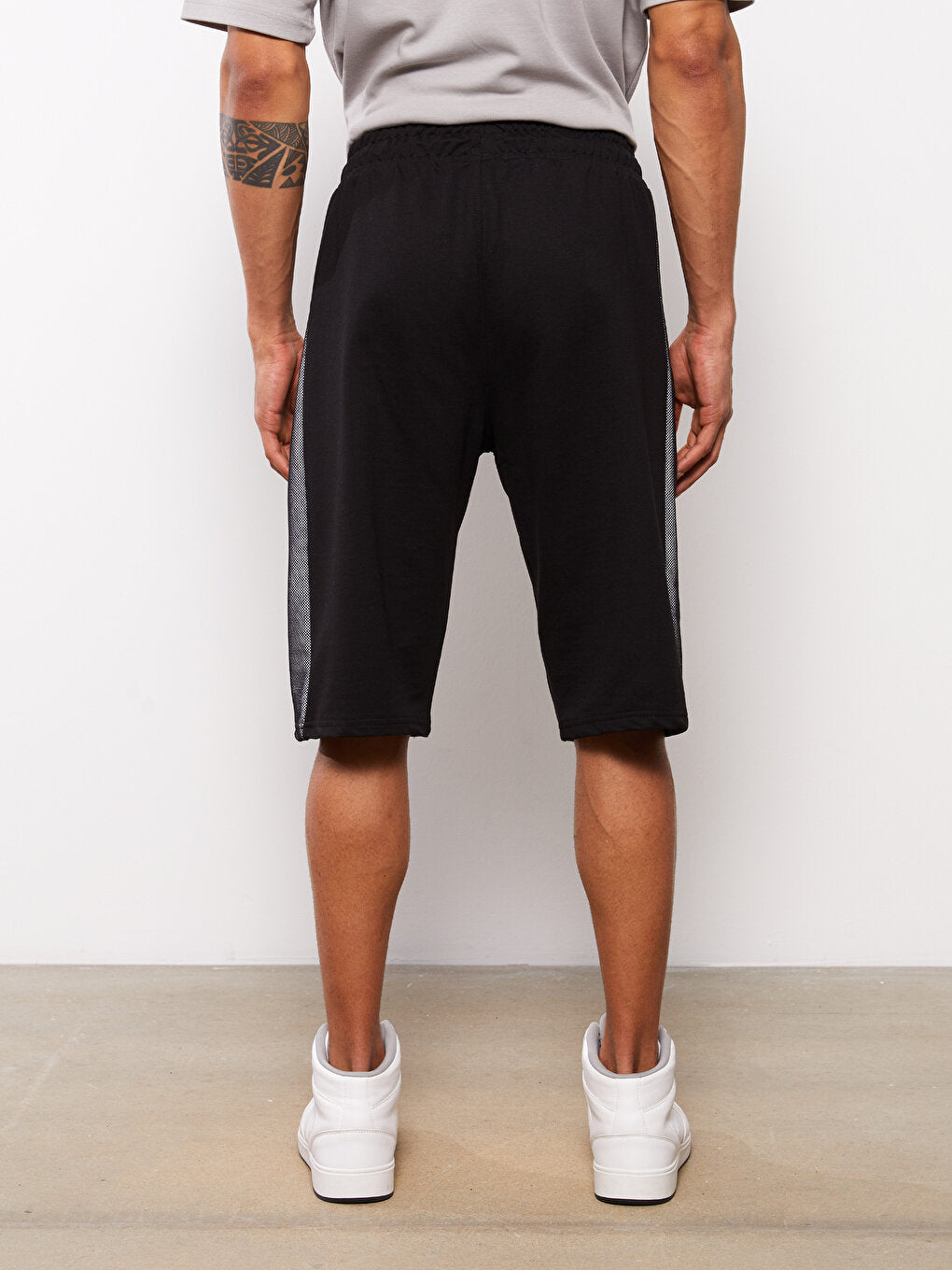 Comfortable Fit Men's Roller Shorts