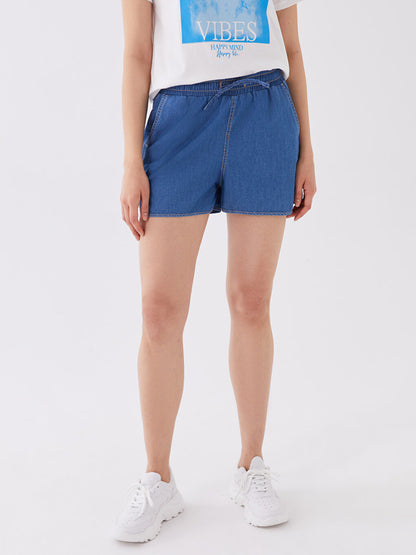 Women's Elastic Waist Straight Jean Shorts