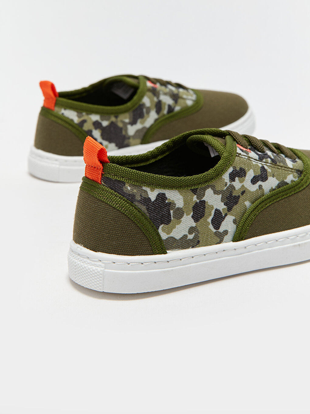 Camouflage Printed Lace-up Canvas Boys' Sports Shoes