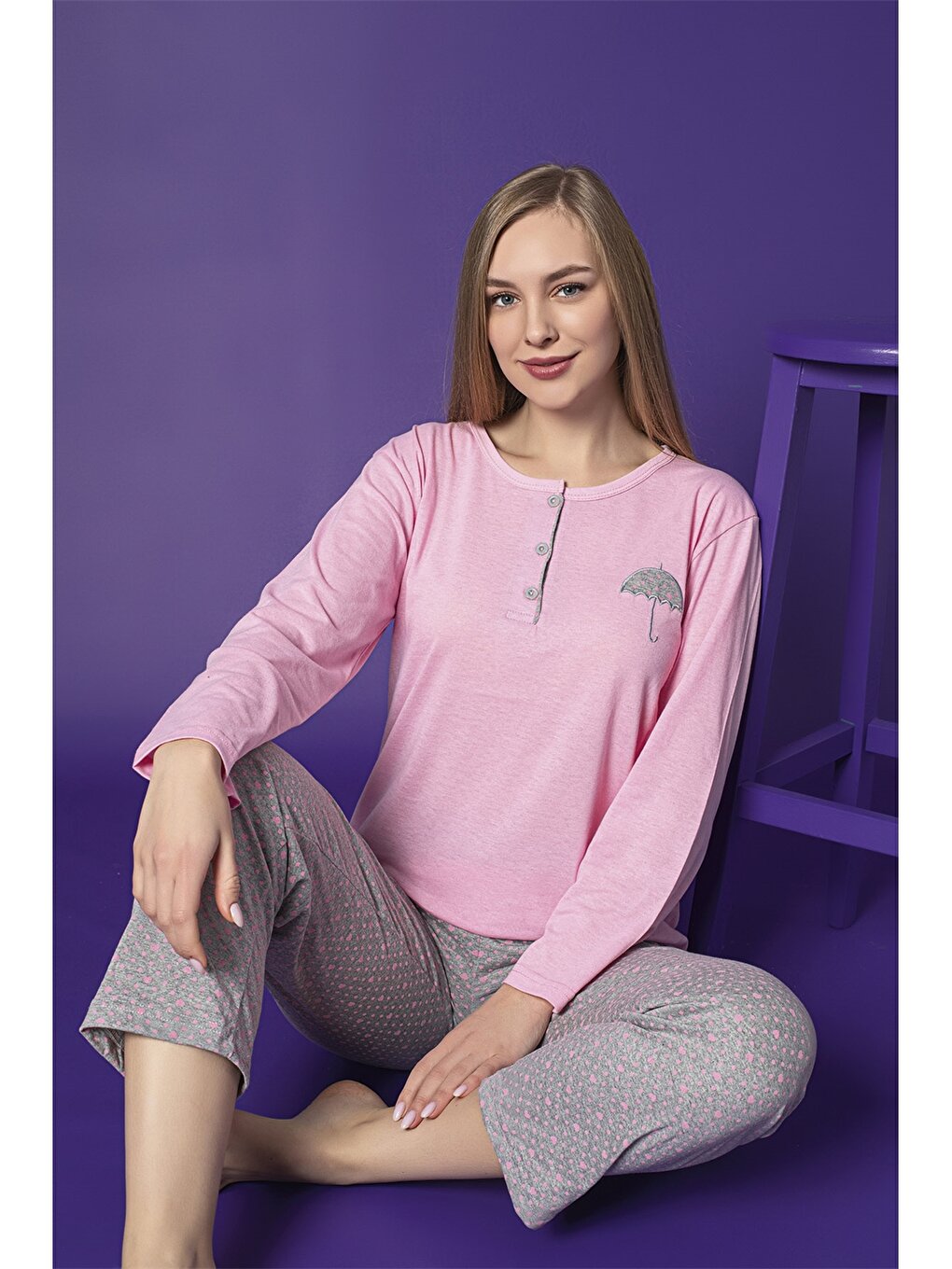 Crew Neck Printed Long Sleeve Women's Pajama Set