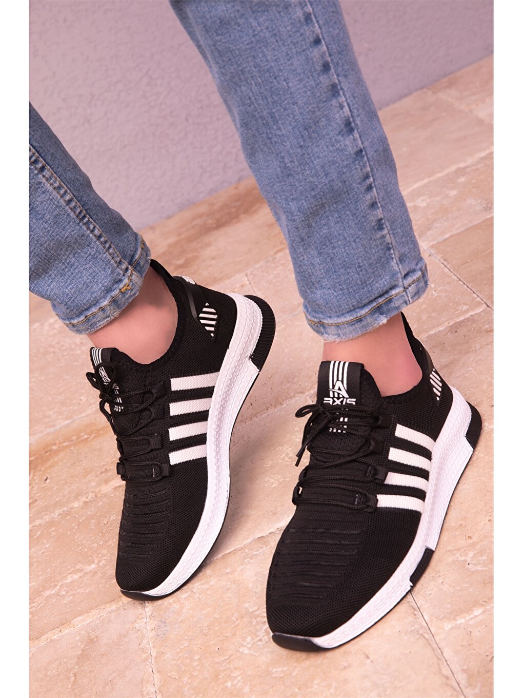 Mesh Detailed Lace-Up Unisex Sneakers