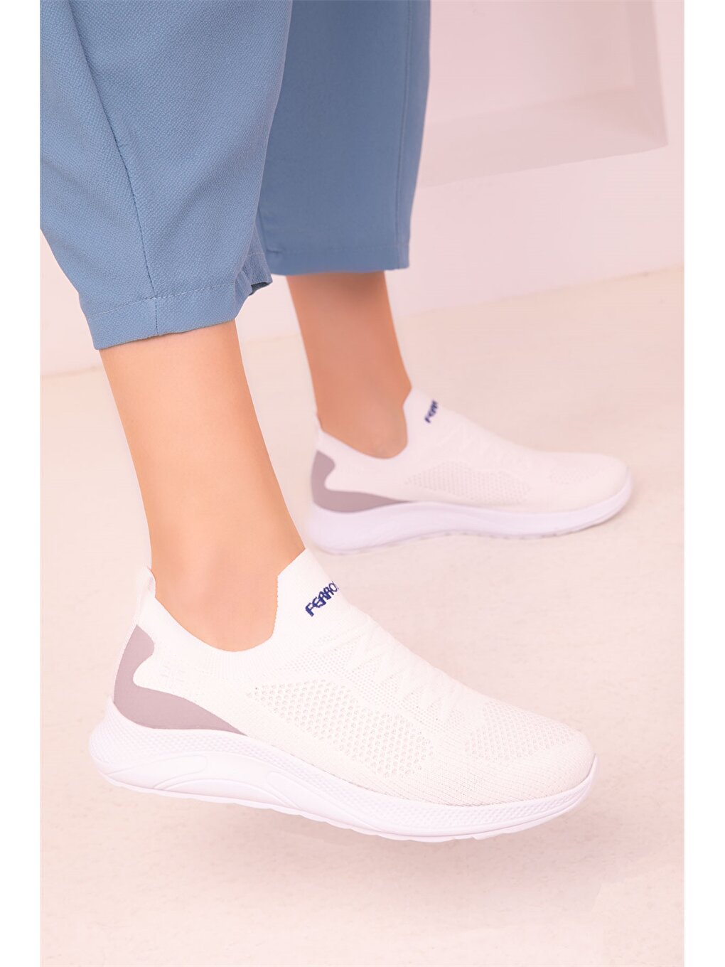 Mesh Detailed Women's Sneakers