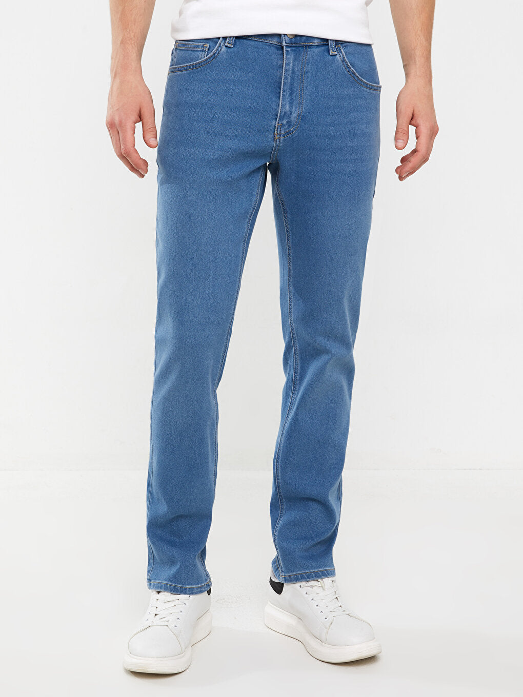 779 Regular Fit Men's Jean Trousers