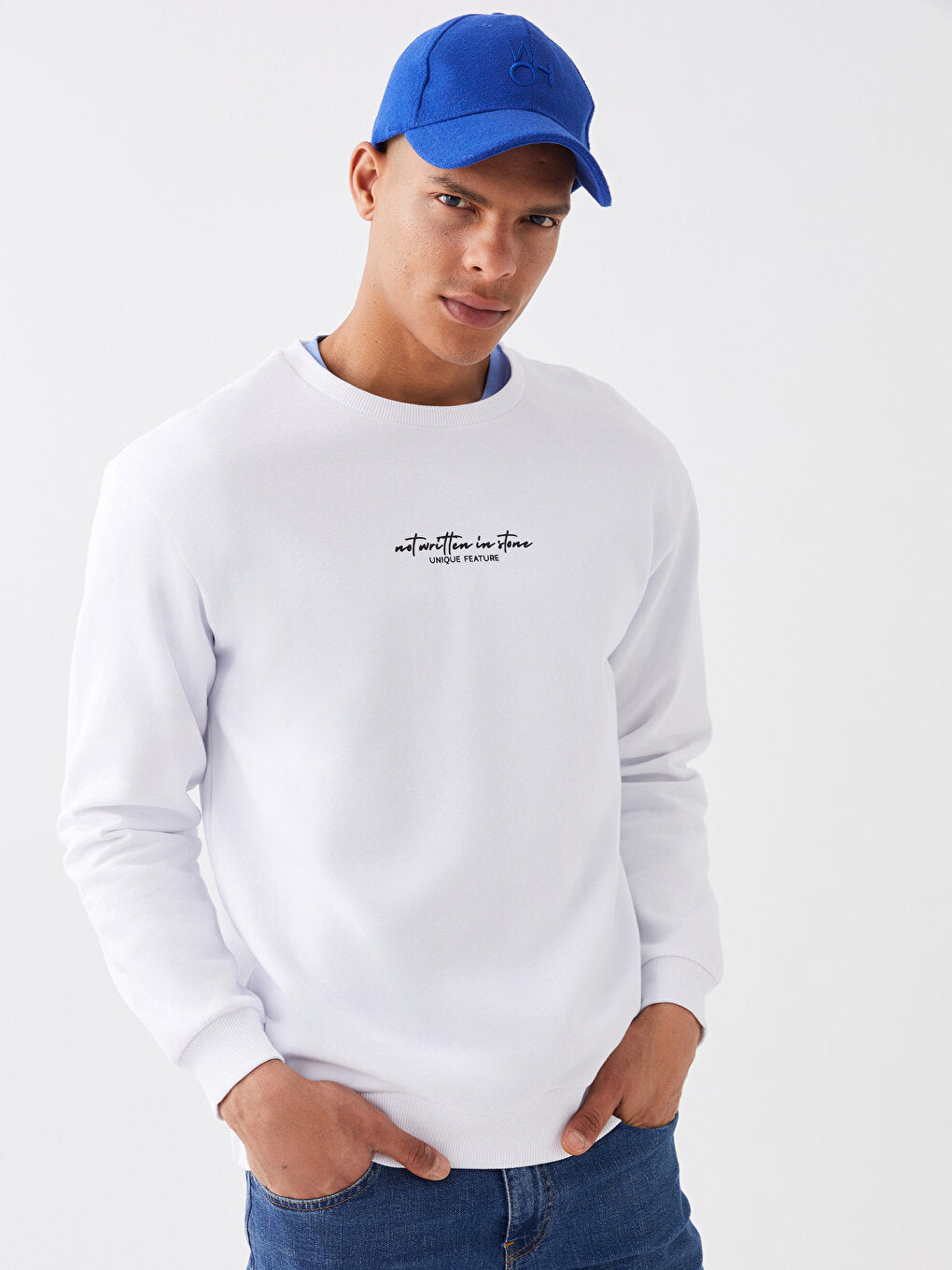 Crew Neck Long Sleeve Printed Men's Sweatshirt