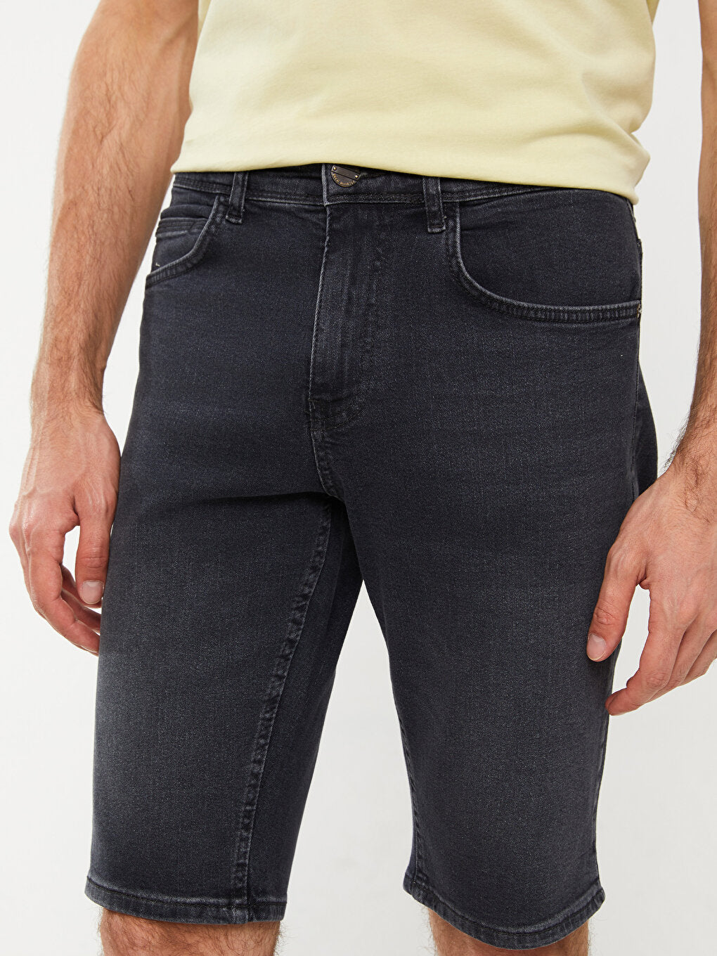 Standard Fit Men's Jean Shorts