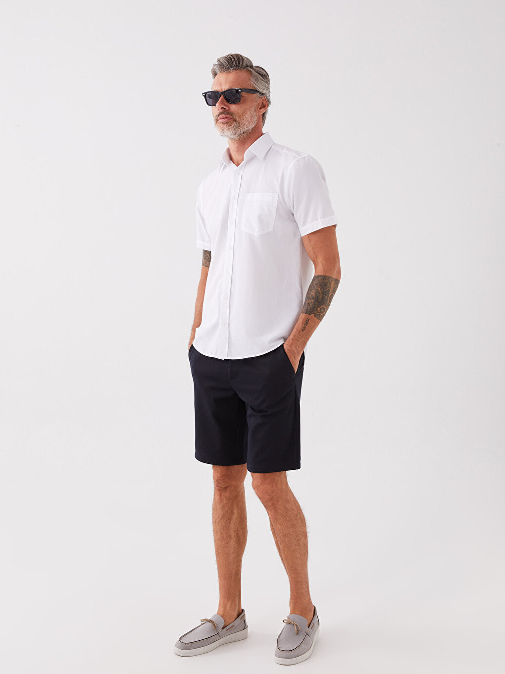 Standard Fit Men's Bermuda Shorts