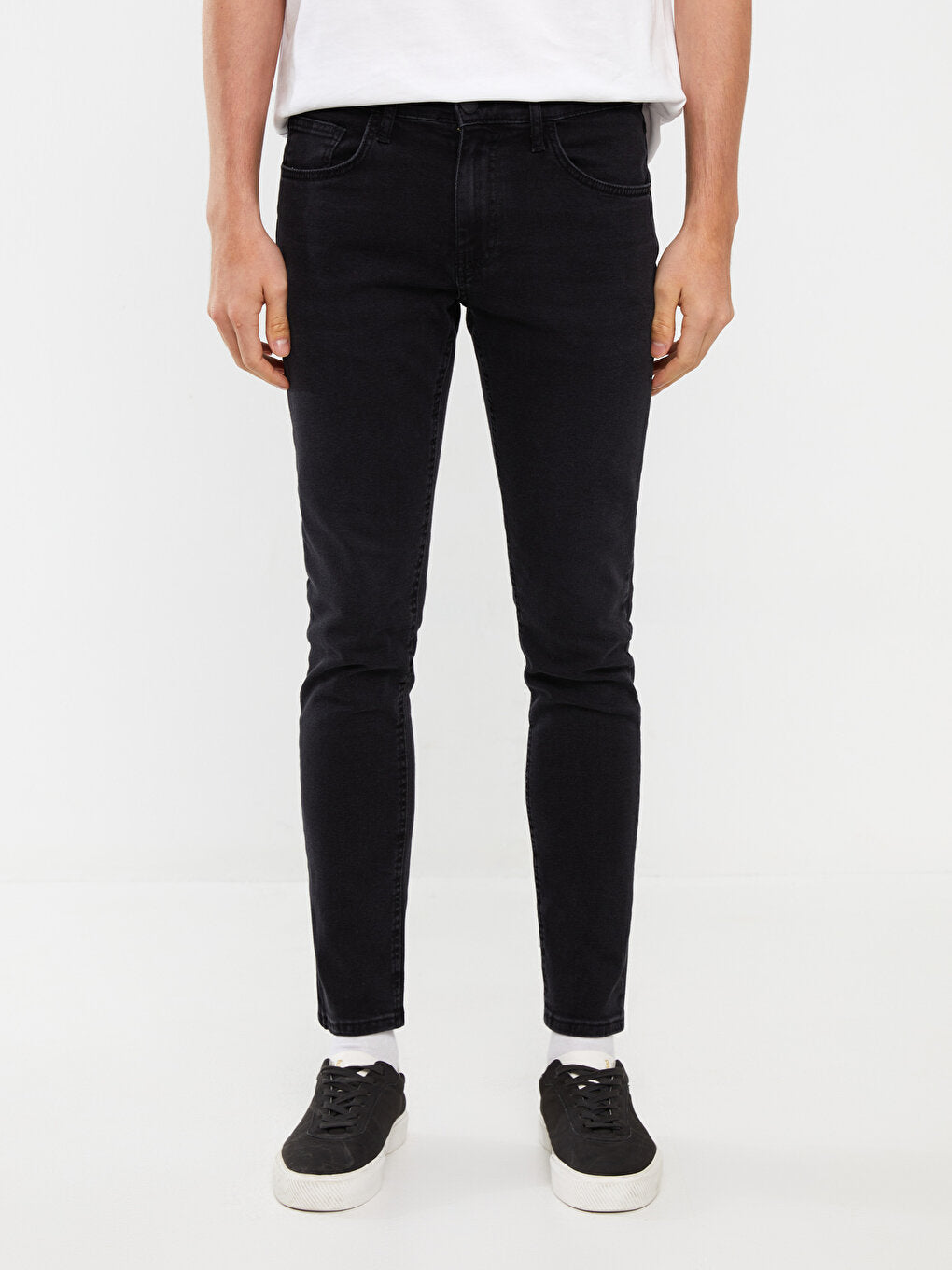 750 Slim Fit Thin Men's Jean Trousers