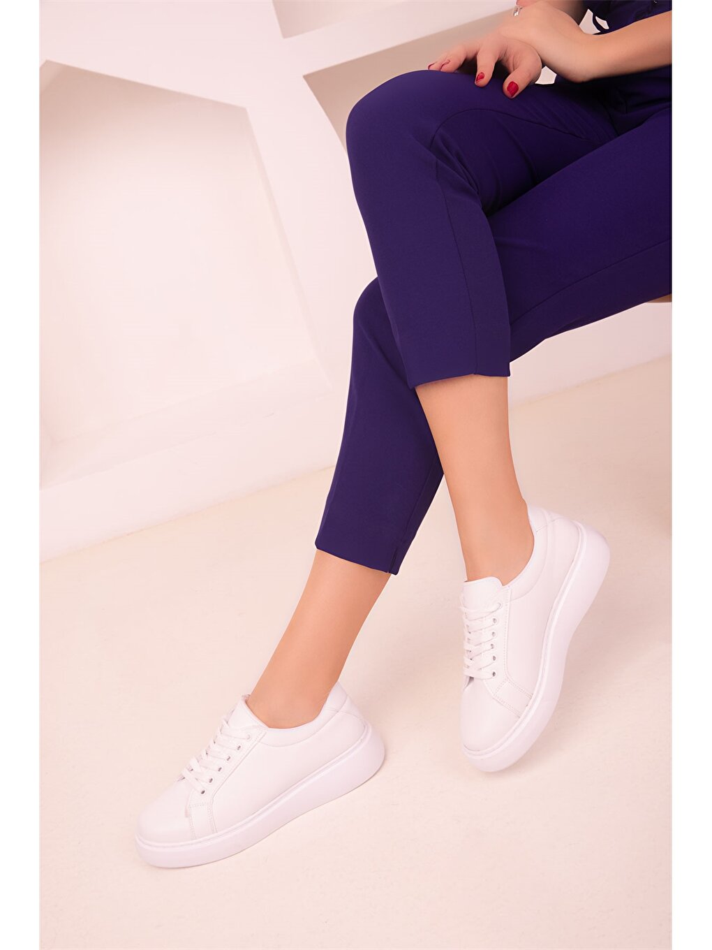 Leather Look Lace-up Women's Sneakers