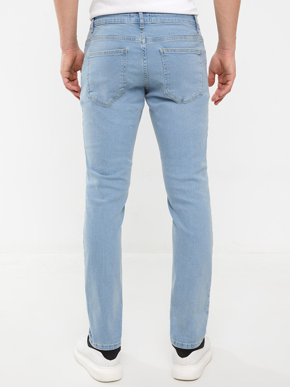 750 Slim Fit Men's Jean Trousers