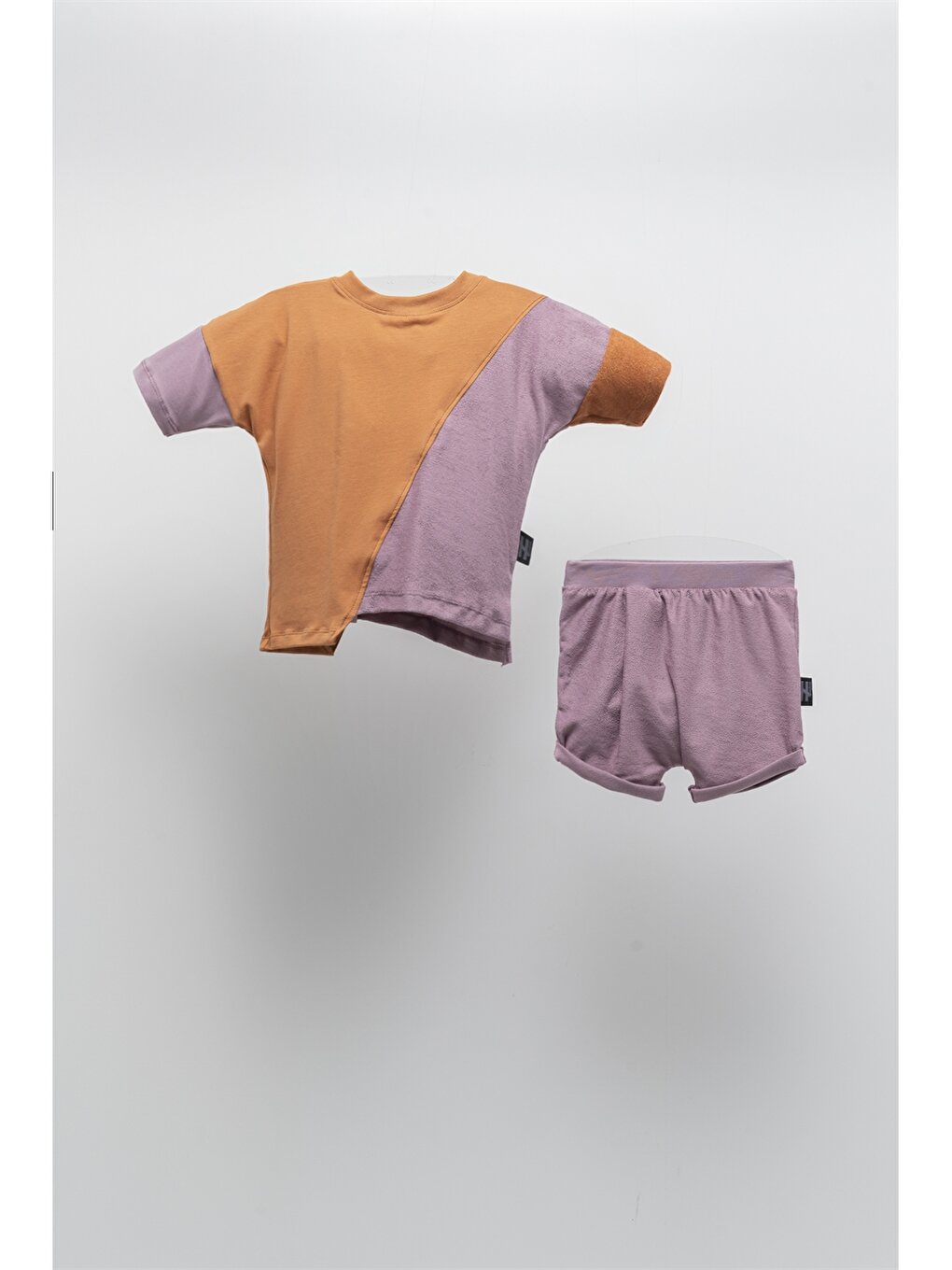 Crew Neck Short Sleeve Baby Boy T-Shirt and Shorts Set of 2