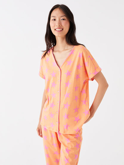 V-Neck Printed Short Sleeve Women's Capri Pajama Set