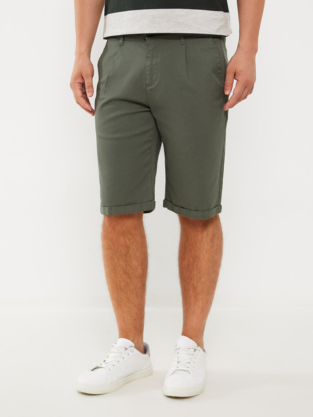 Standard Fit Men's Shorts