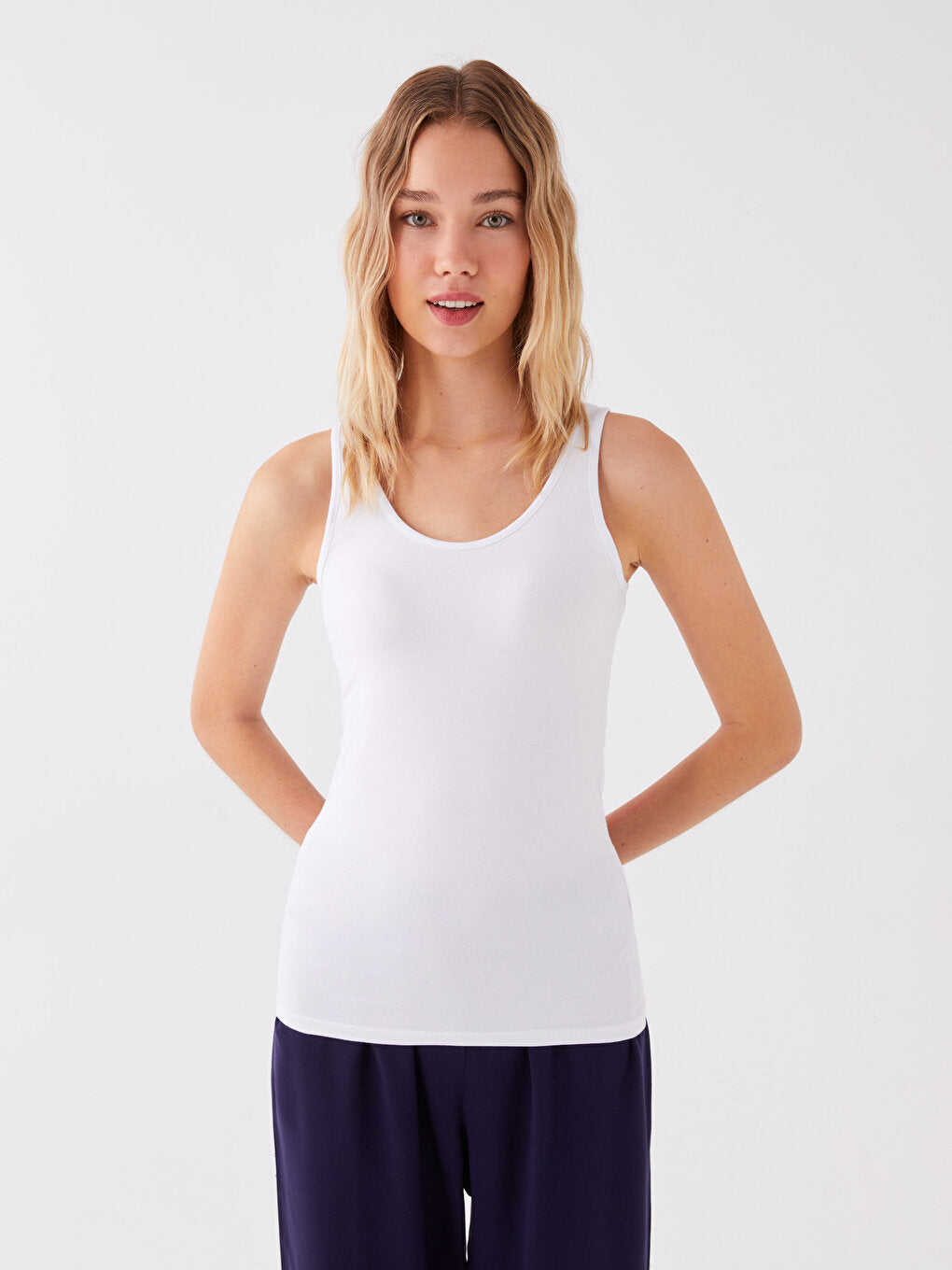 Women's U-Neck Plain Athlete