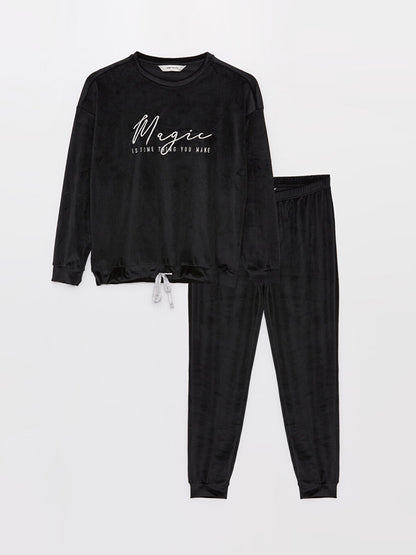 Crew Neck Embroidered Long Sleeve Velvet Women's Pajama Set