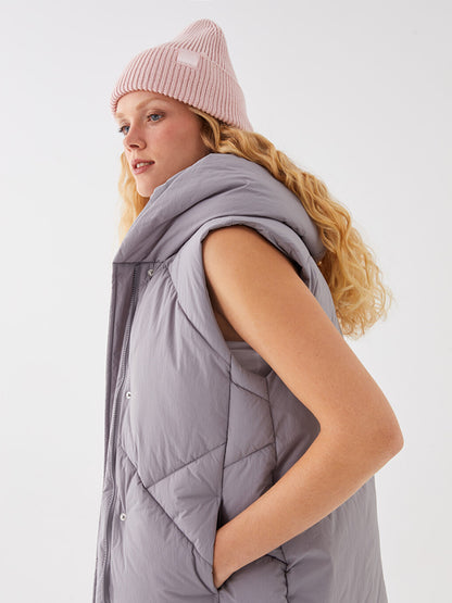 Hooded Self-Patterned Women's Puffer Vest