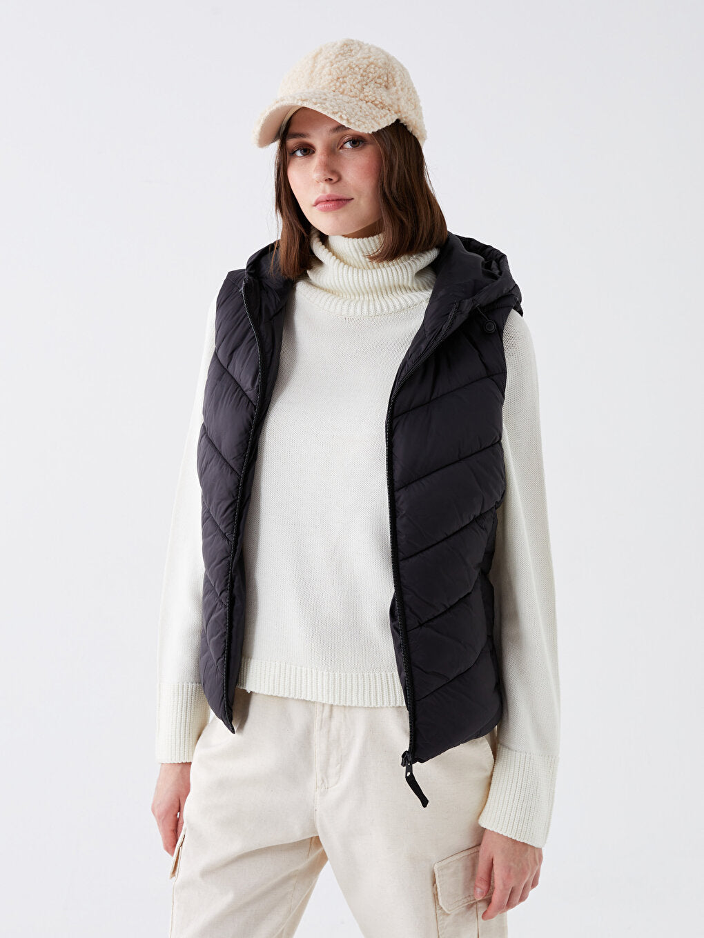 Hooded Self-Patterned Women's Puffer Vest