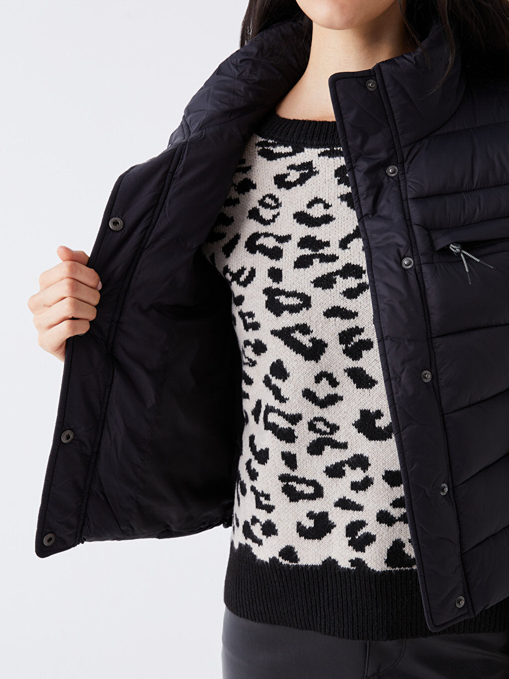 Women's High Collar Plain Puffer Vest