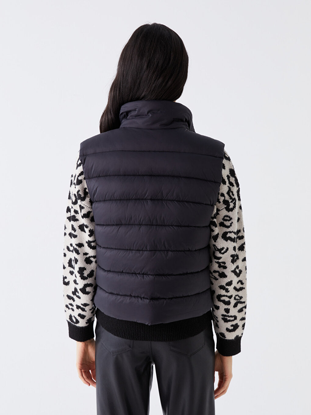 Women's High Collar Plain Puffer Vest