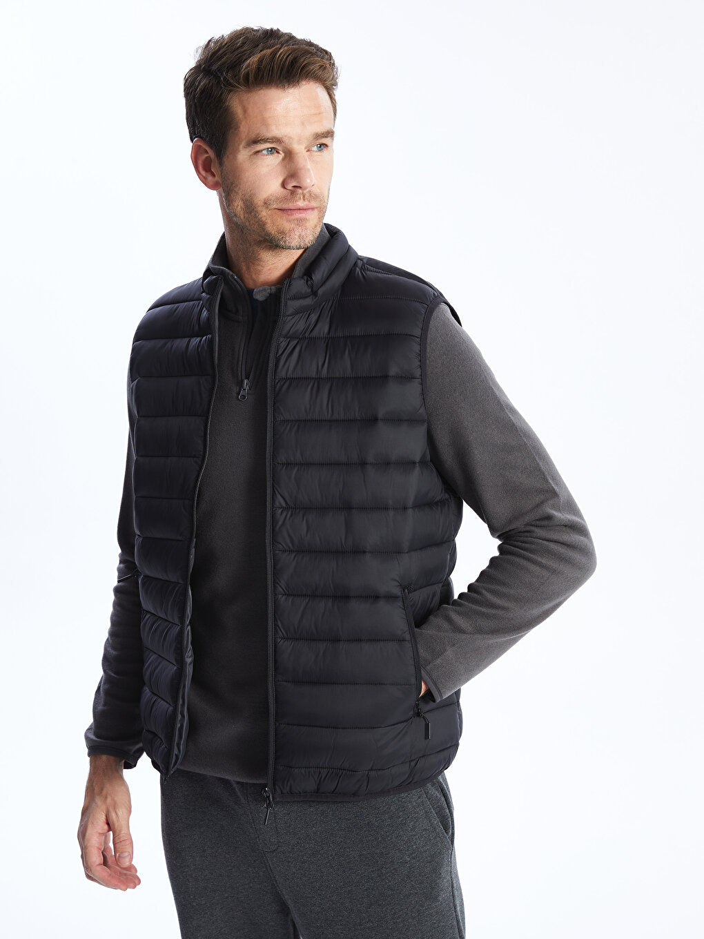 Standard Mold Stand Collar Men's Puffer Vest