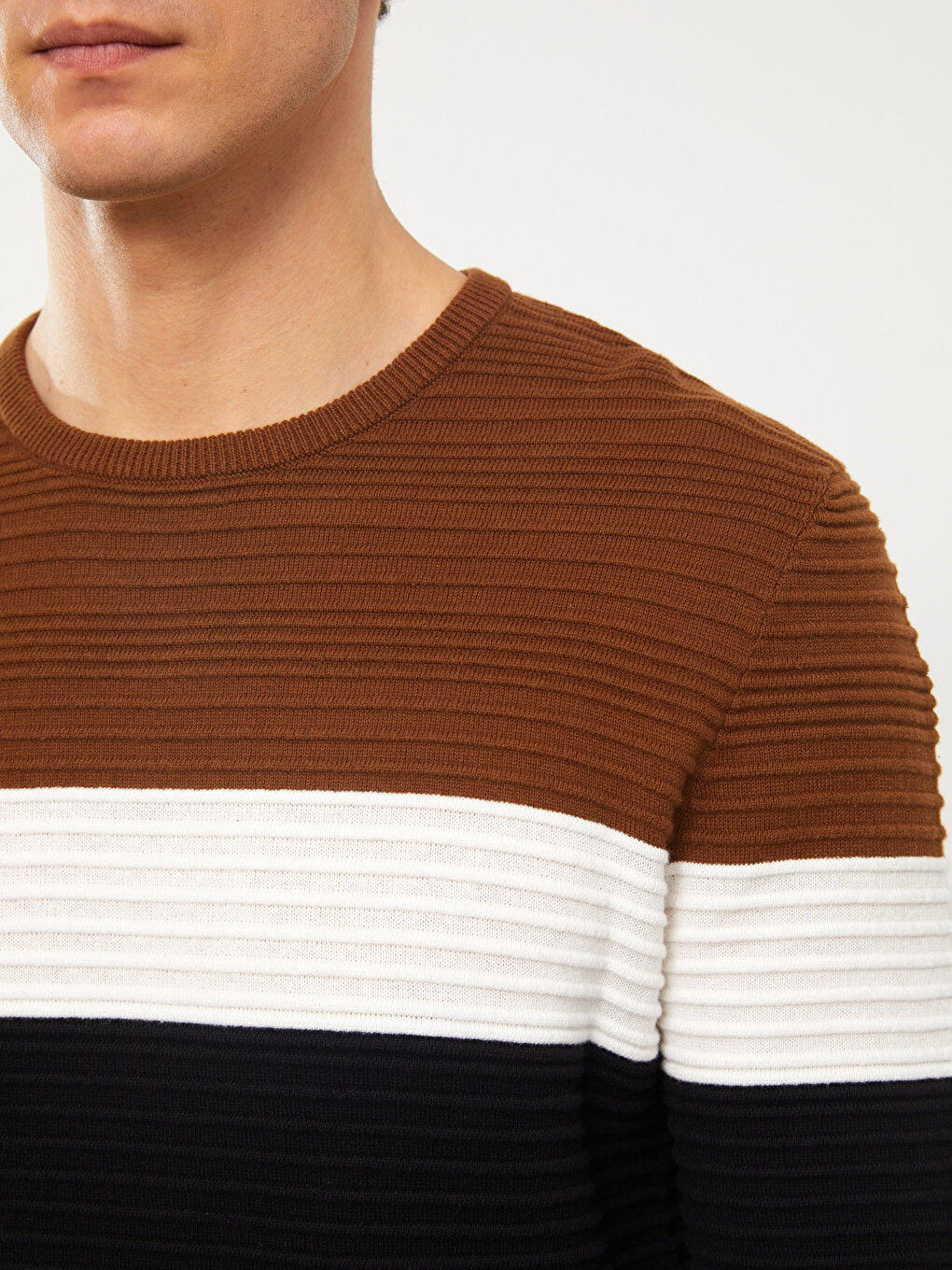 Crew Neck Long Sleeve Color Block Men's Knitwear Sweater