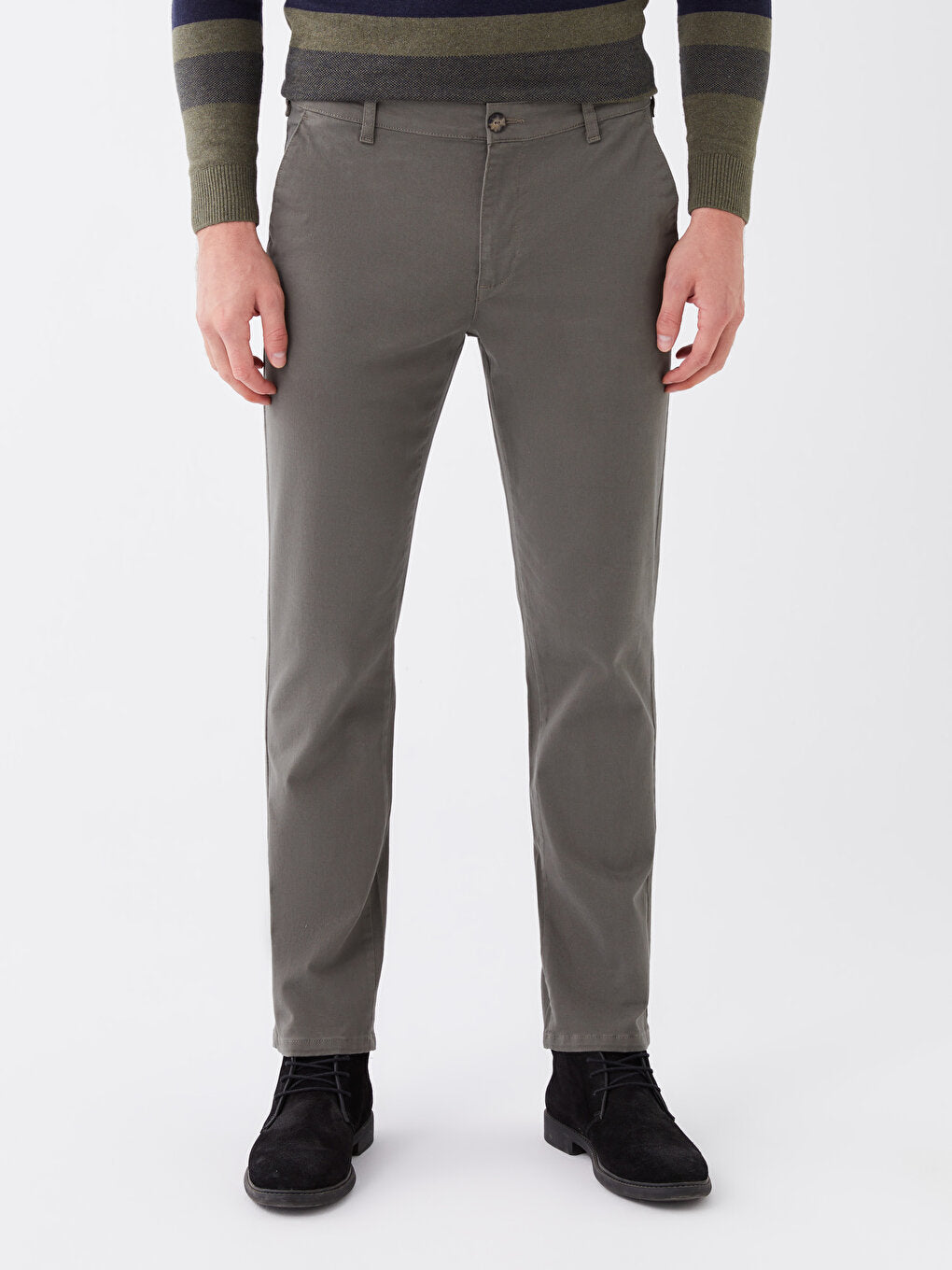 Standard Fit Men's Chino Trousers