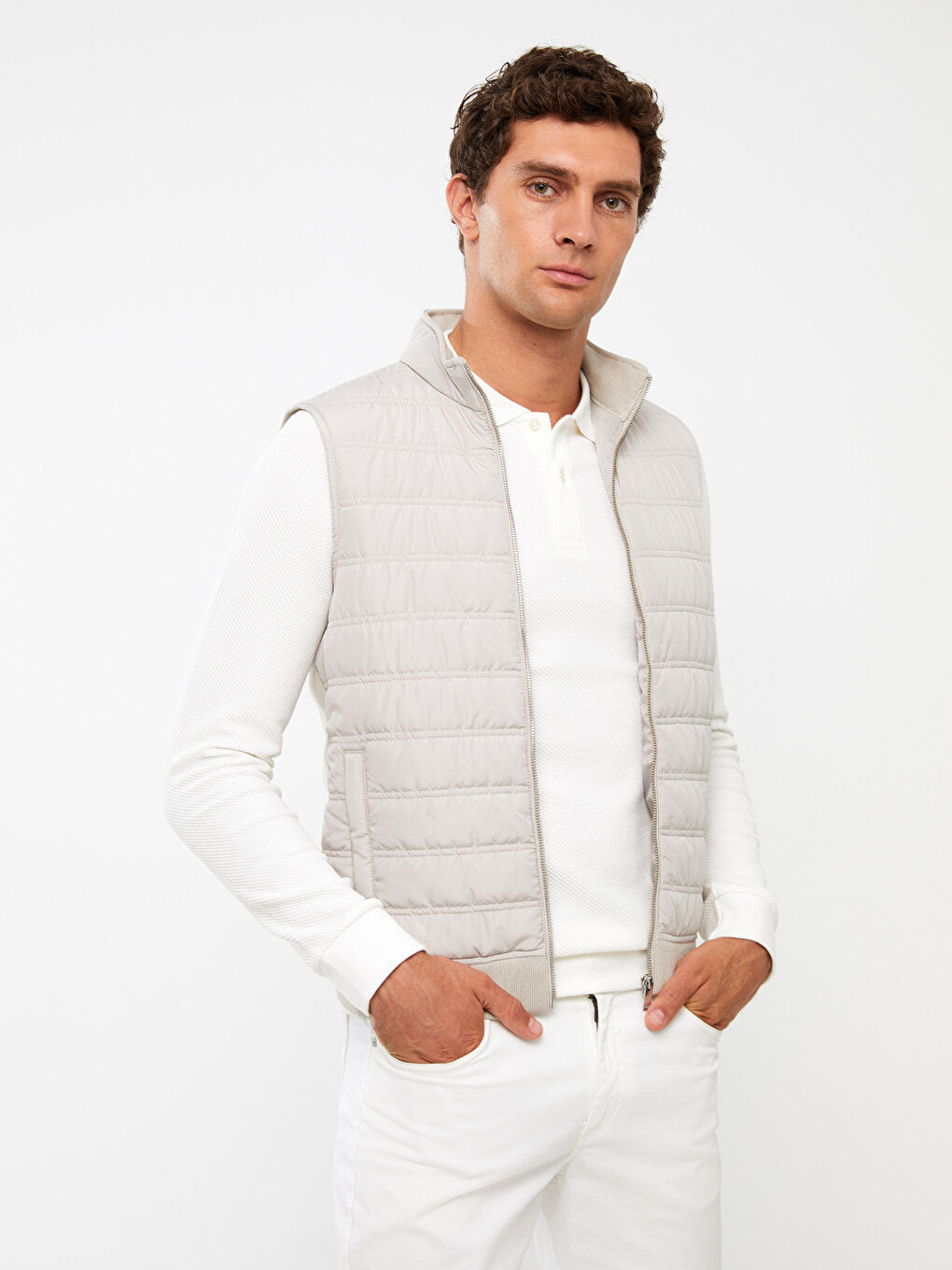 Standard Mold Stand Collar Men's Puffer Vest