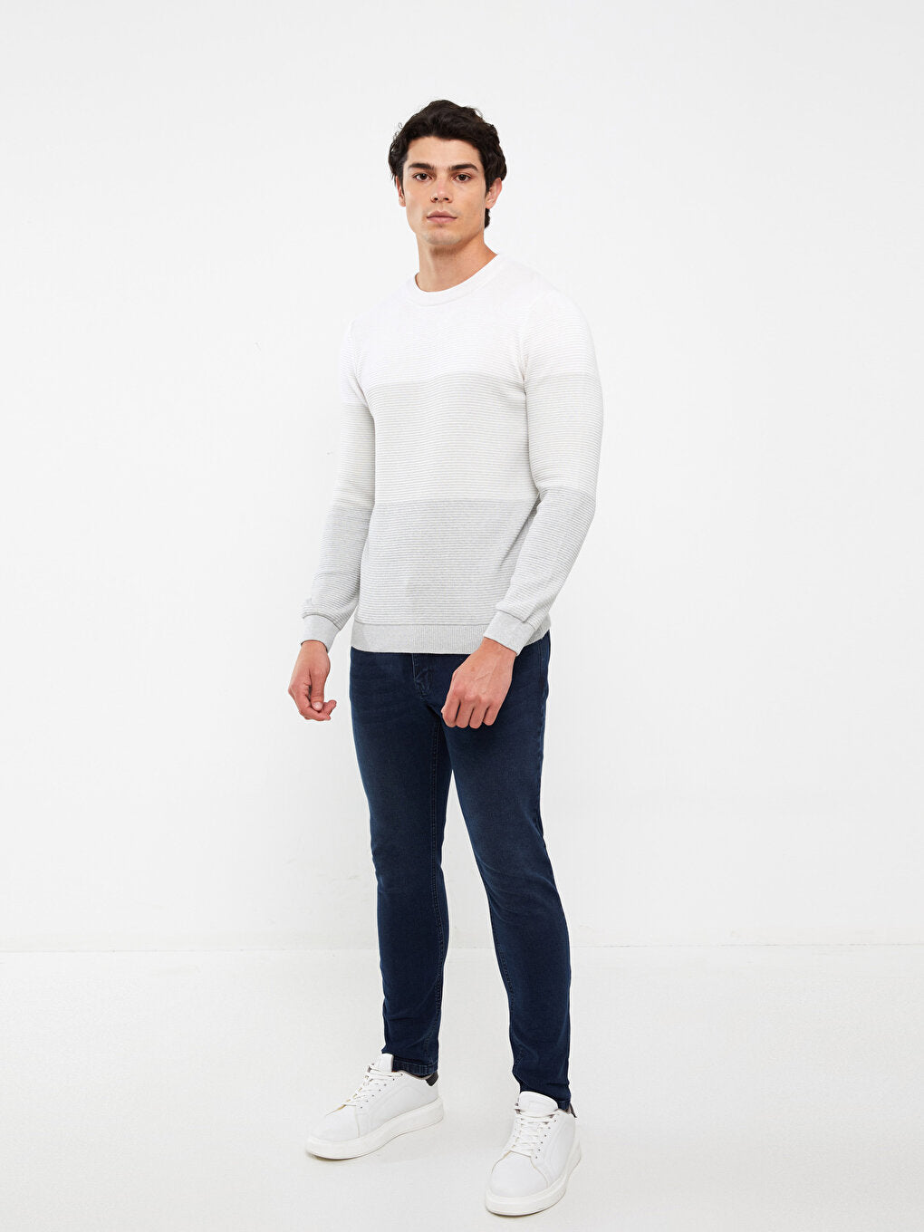 Crew Neck Long Sleeve Color Block Men's Knitwear Sweater