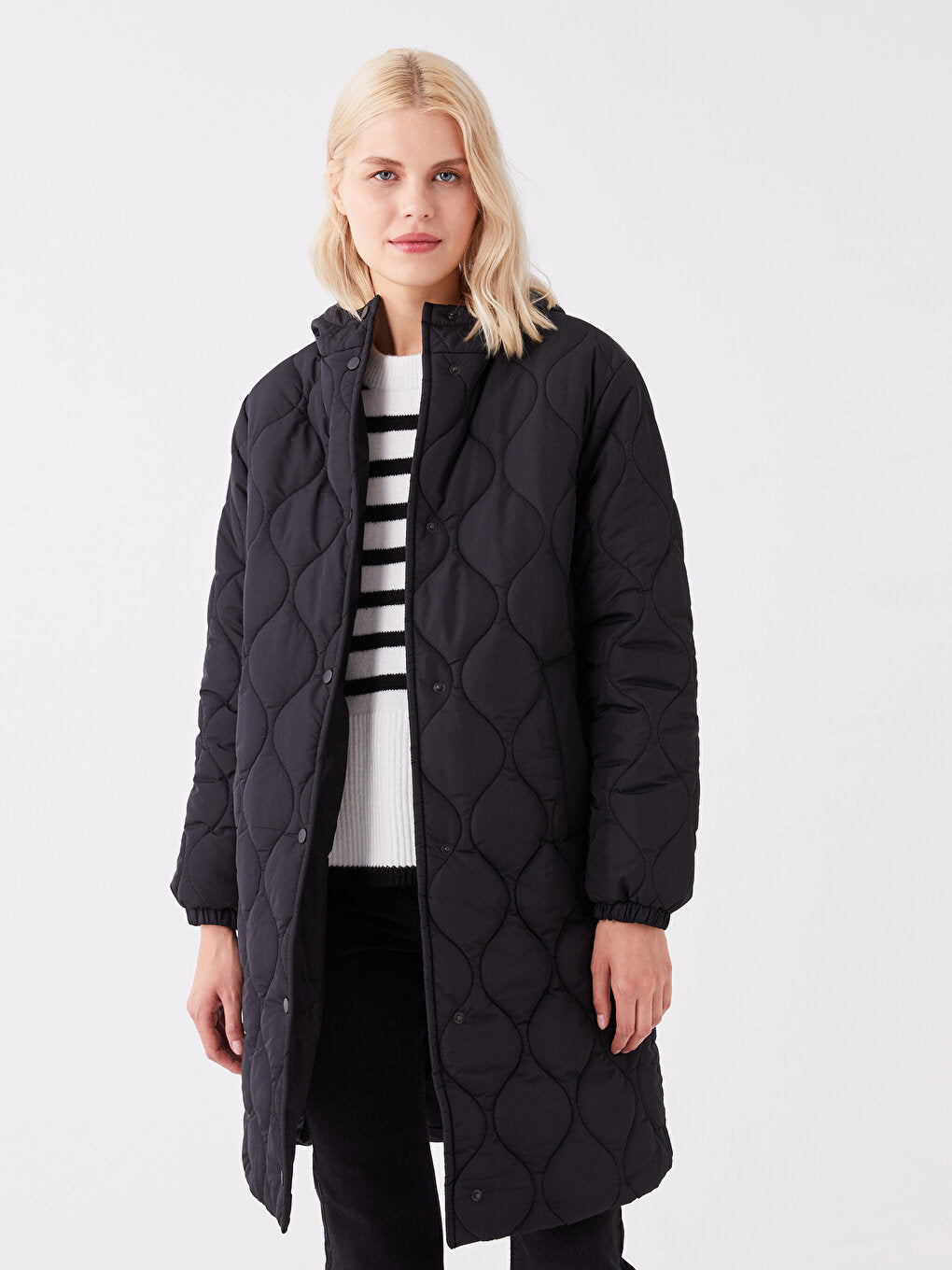 Hooded Self-Patterned Women's Puffer Coat