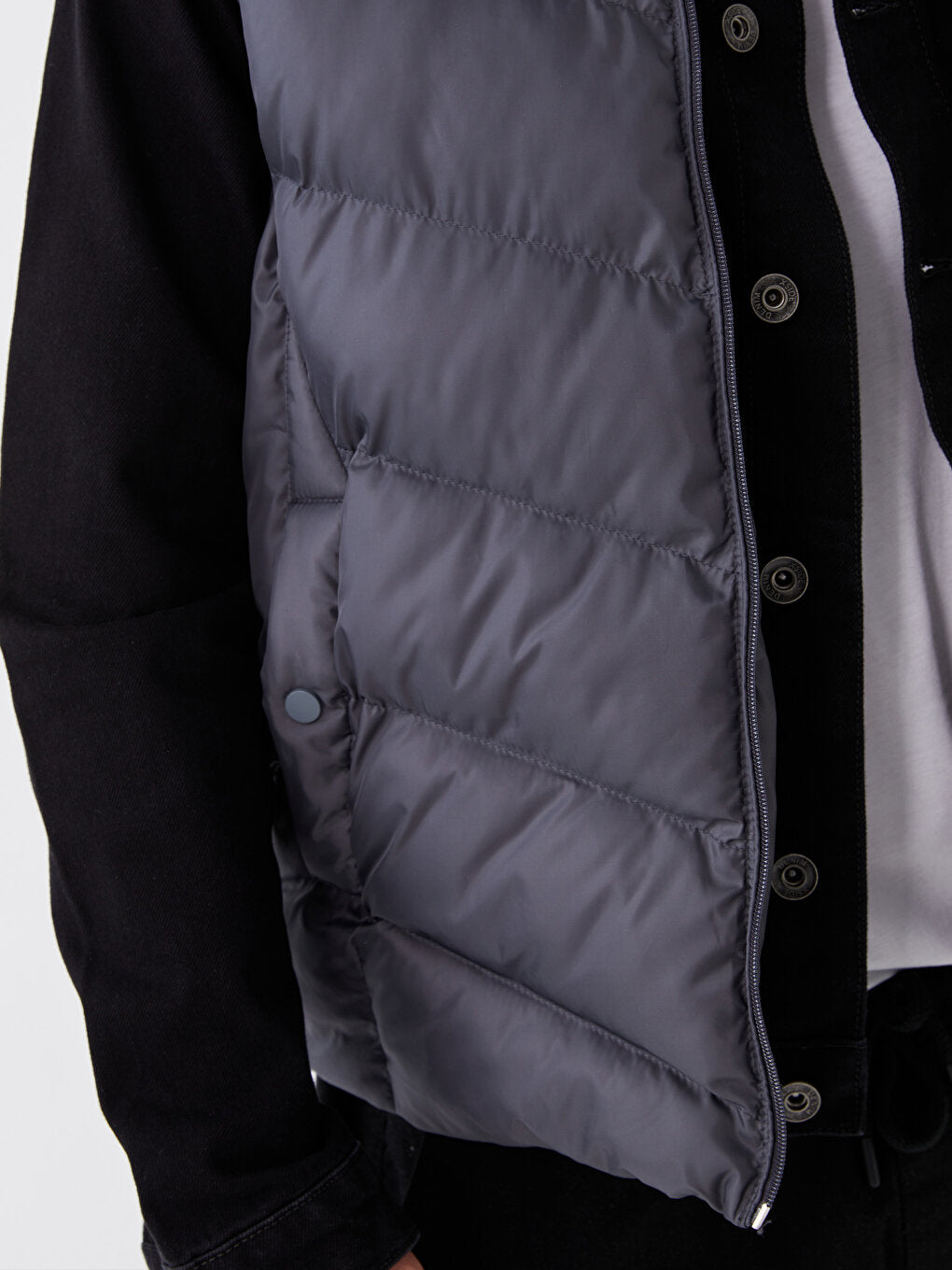 Standard Mold Stand Collar Men's Puffer Vest