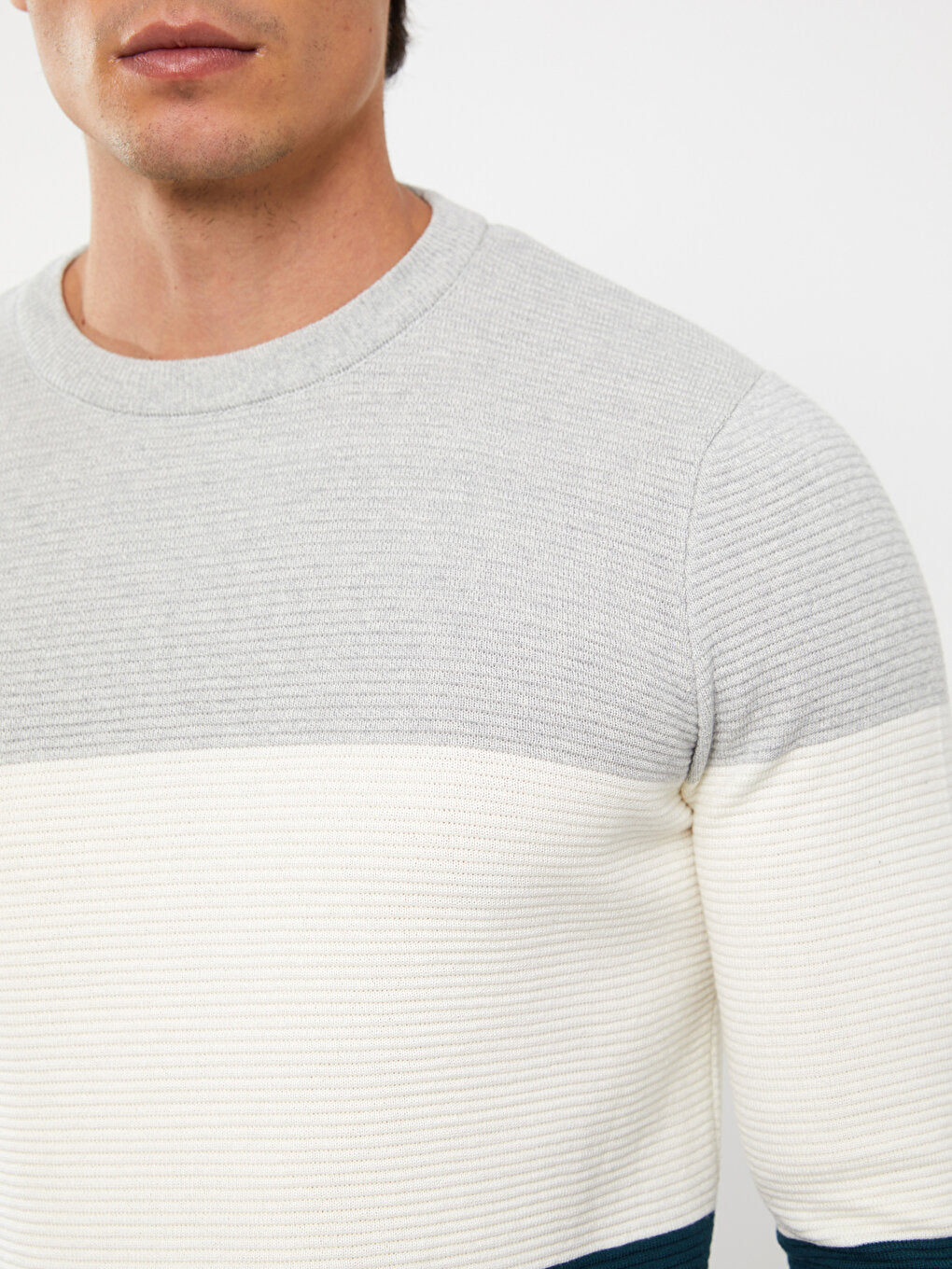 Crew Neck Long Sleeve Color Block Men's Knitwear Sweater