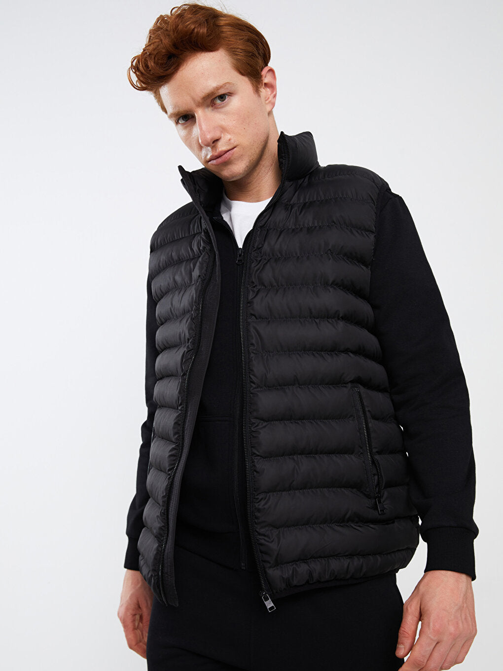 Standard Mold Stand Collar Men's Puffer Vest