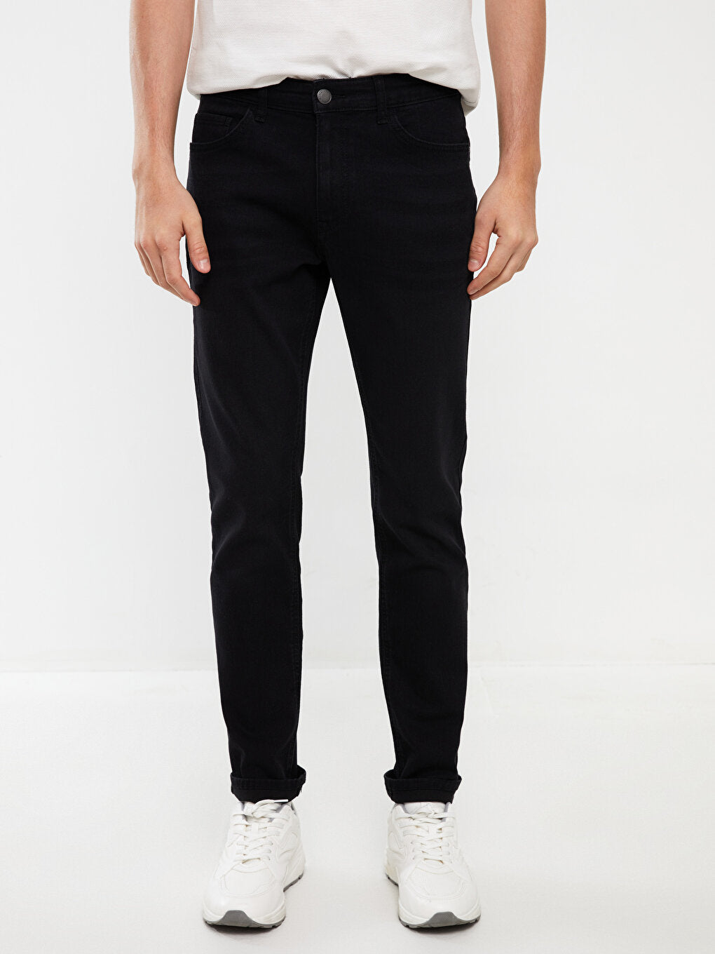 750 Slim Fit Men's Jean Trousers