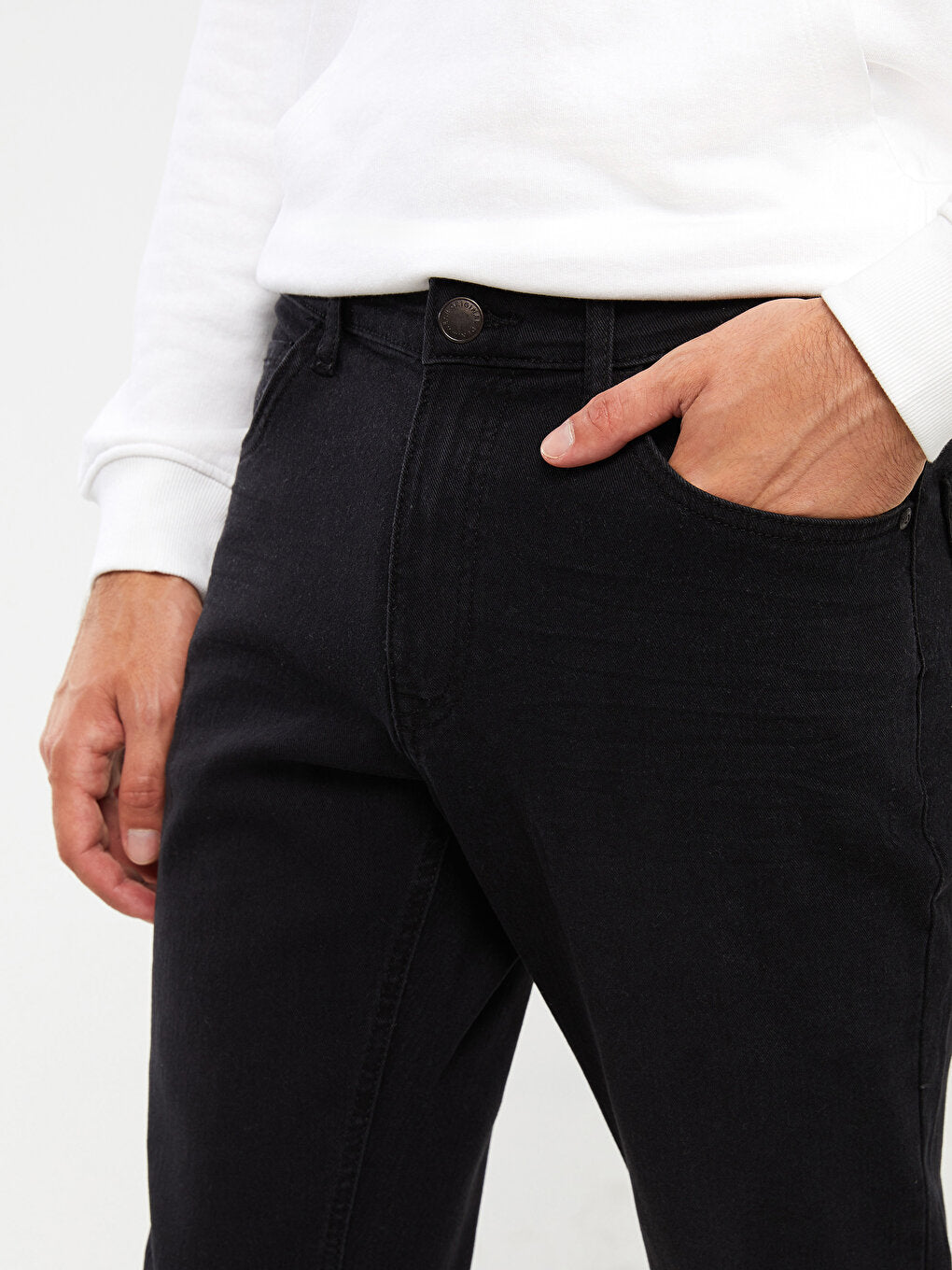 750 Slim Fit Men's Jean Trousers